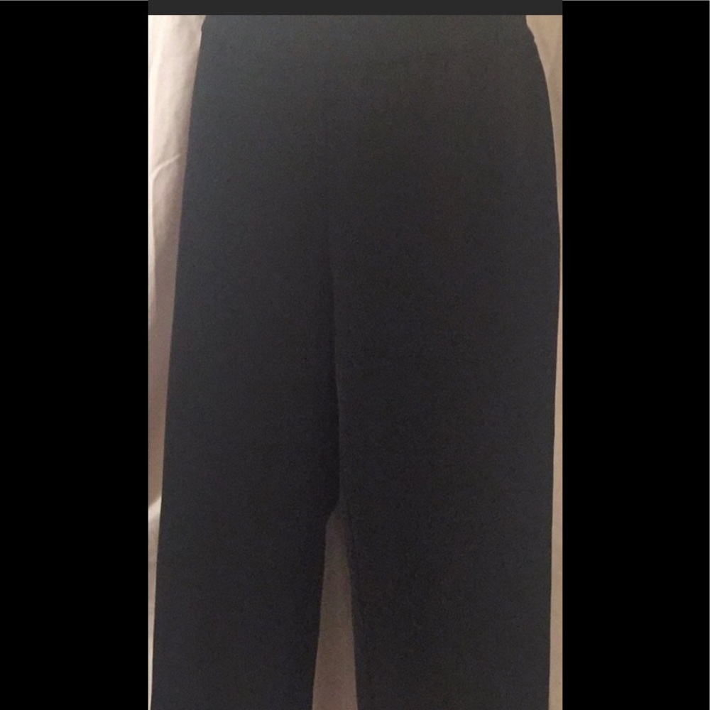 WHBM Lk New Sz 8 Black Dress Capri’s SideZip